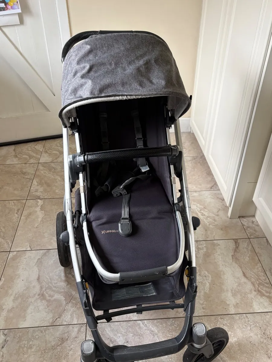 Uppababy Vista V2 - Image 1