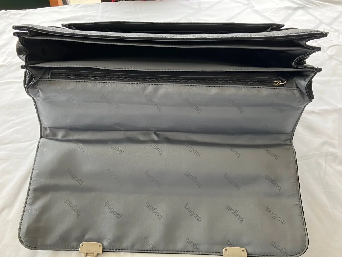 Bugatti Briefcase - Image 3