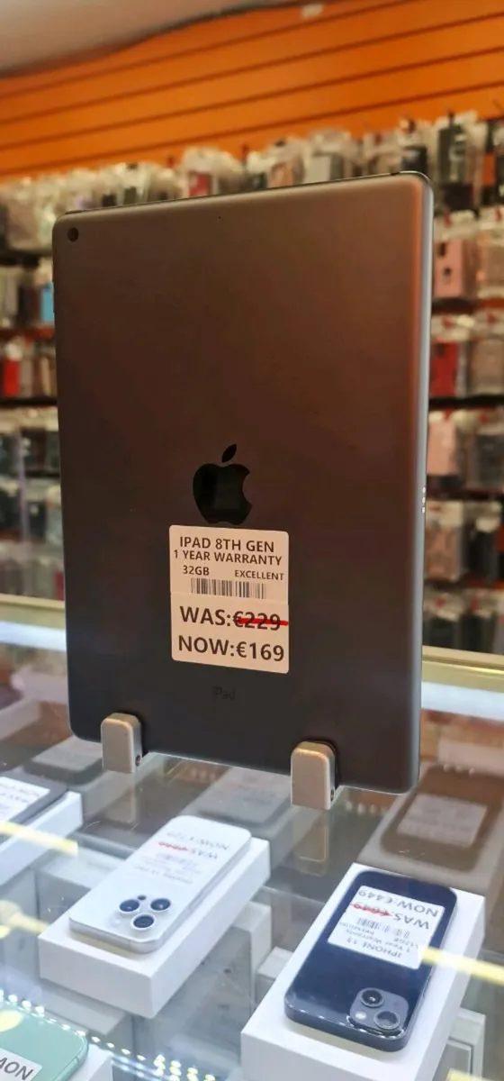 Ipad 8th gen 1 year warranty 32GB - Image 2