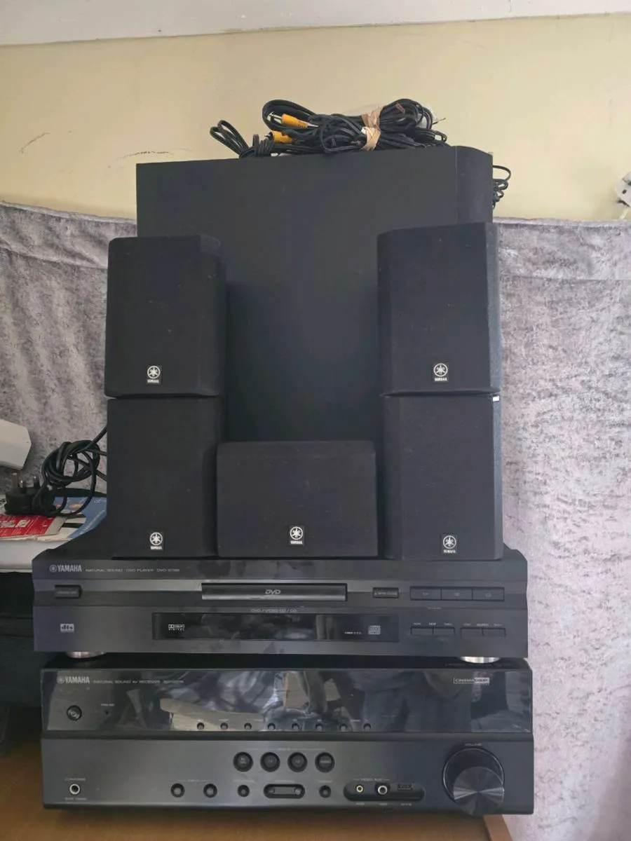 Yamaha 5.1 Surround Sound Home Theater System - Image 1