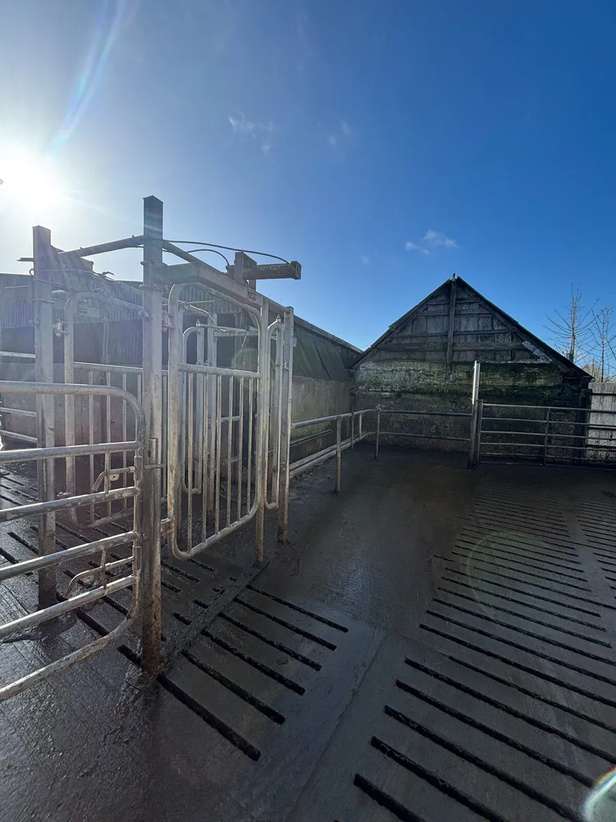 Drafting Gate - Image 1