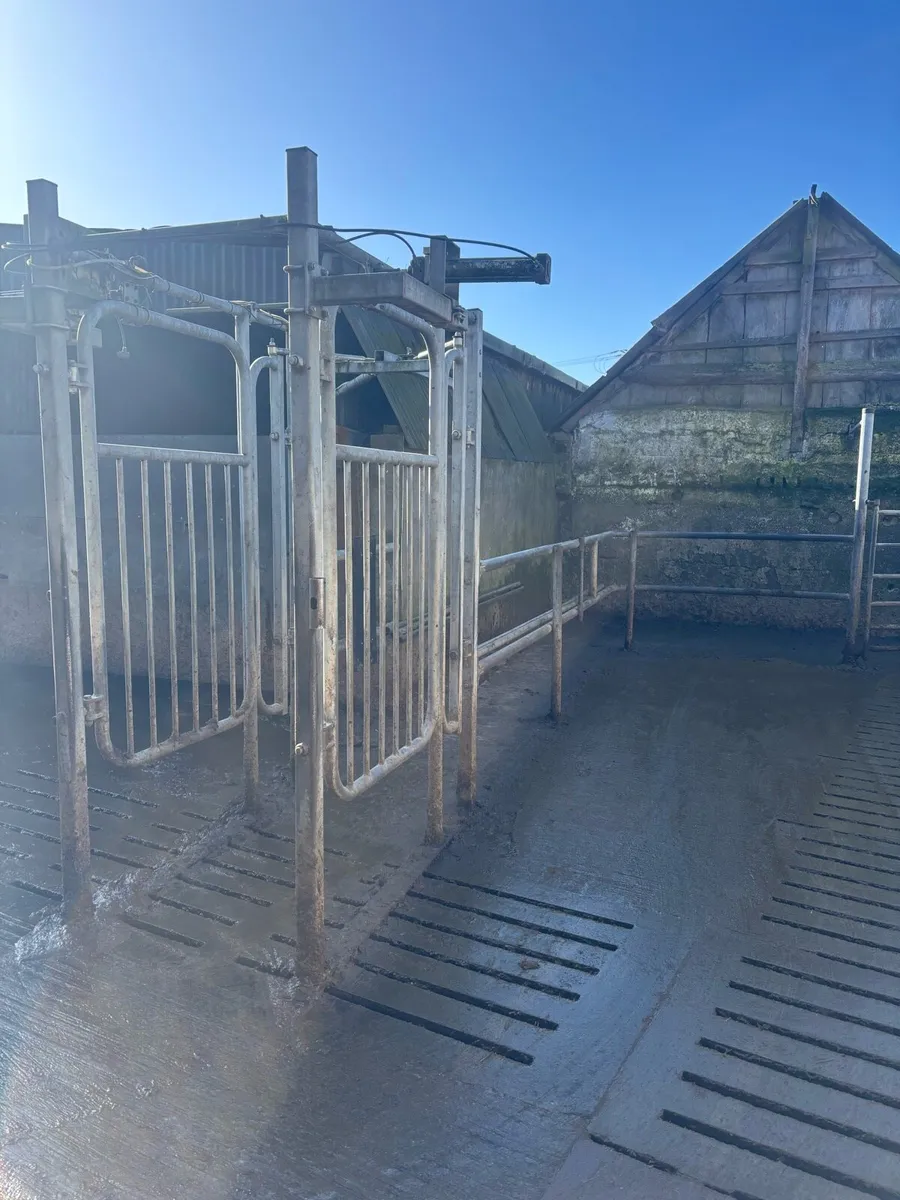 Drafting Gate - Image 2