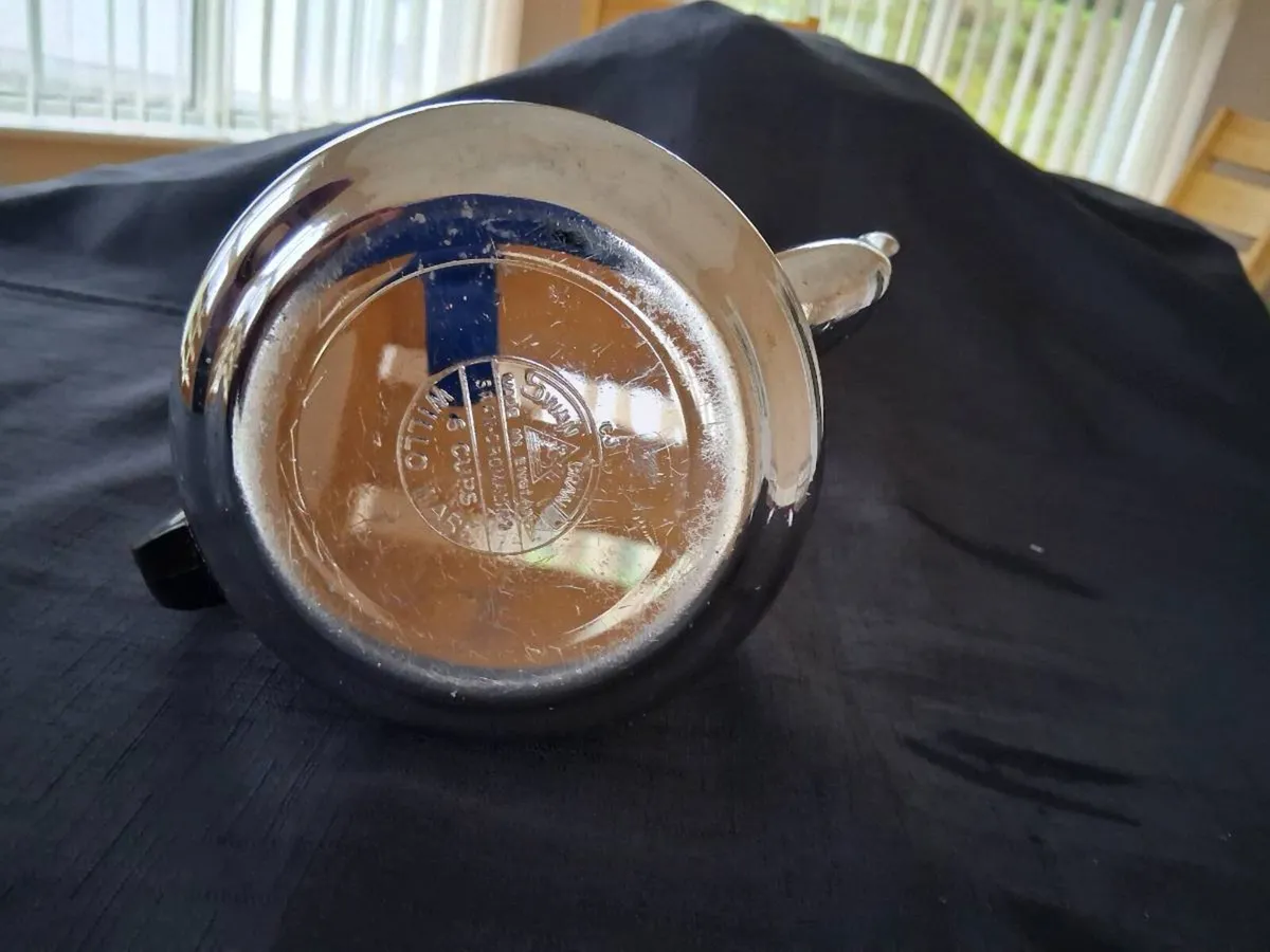 Swan Willow Ware Teapot - Image 3