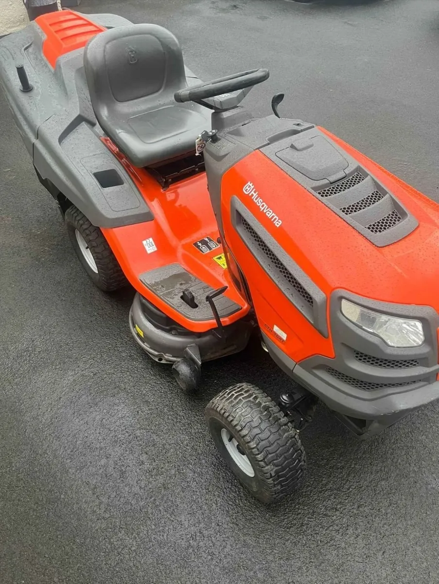 Husqvarna ride on lawnmower - Image 1