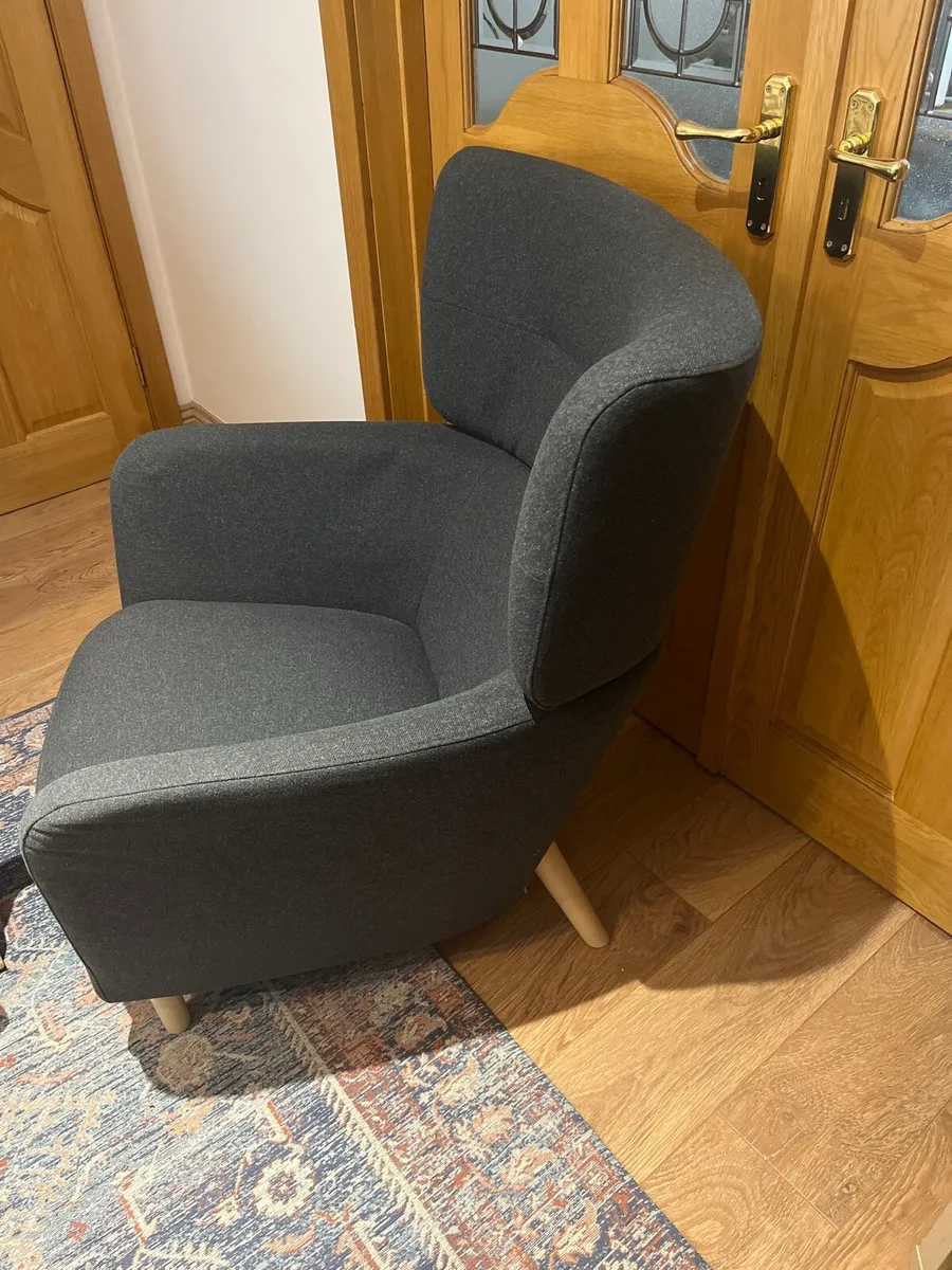 Armchair - Image 2