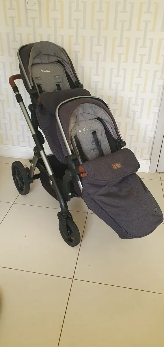 Silver cross wave double buggy - Image 1