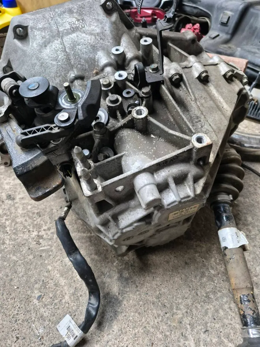 2019 Kia Hyundai Gearbox - Image 1