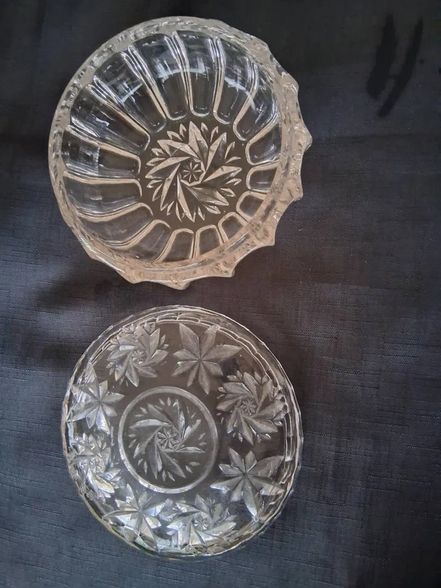 Class Candy Dish With Lid - Image 3