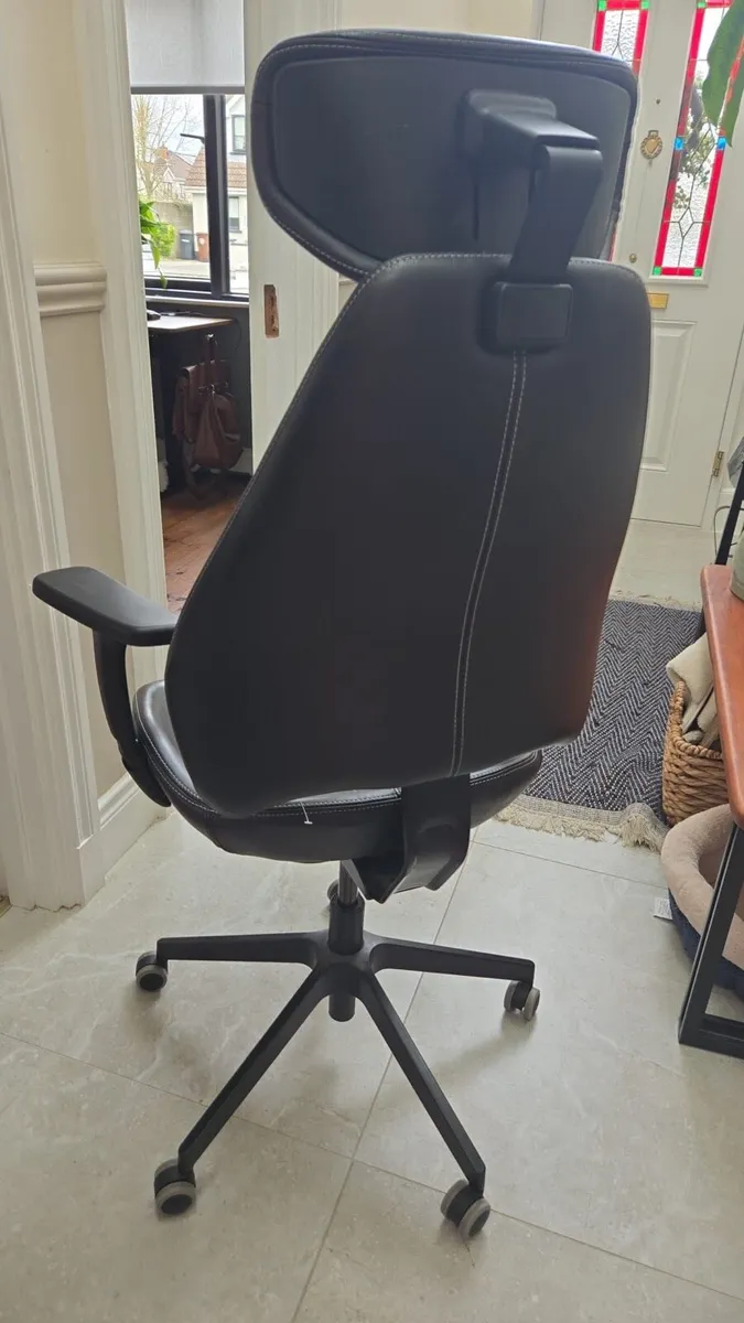 Office chair - Image 3