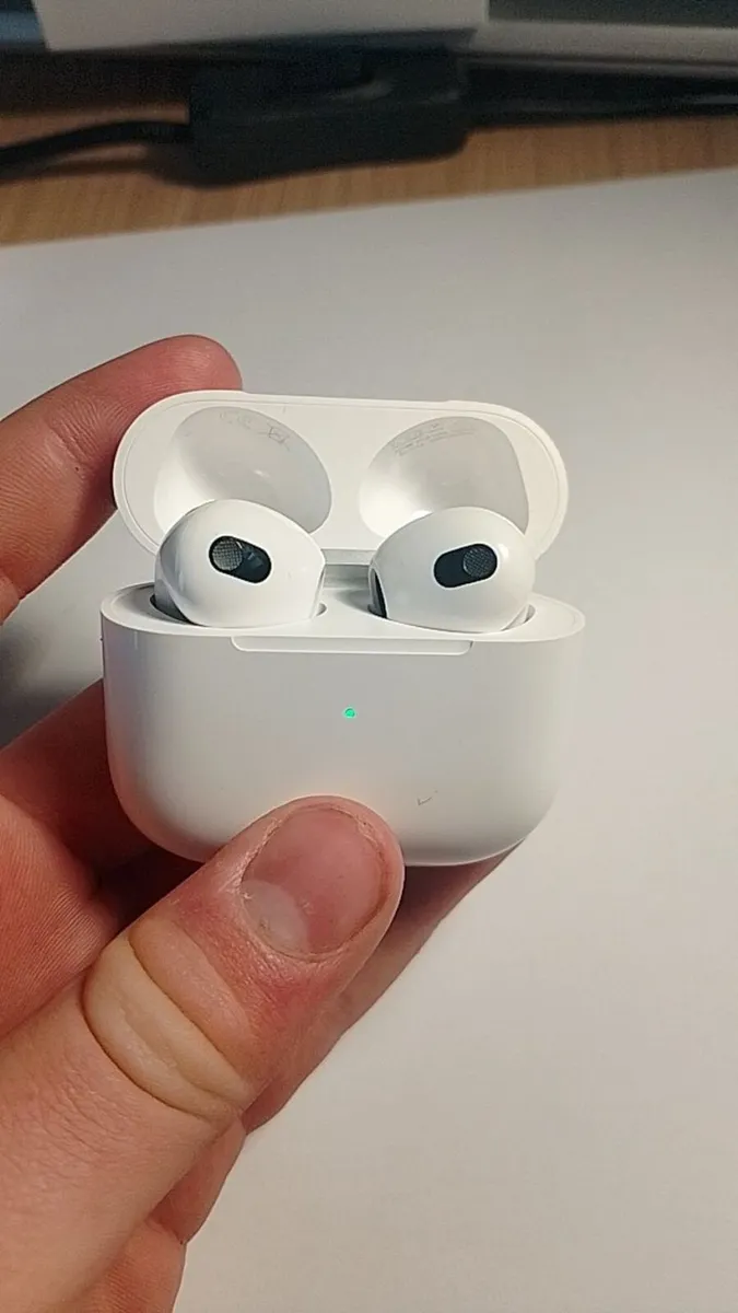 Airpod 2s - Image 3