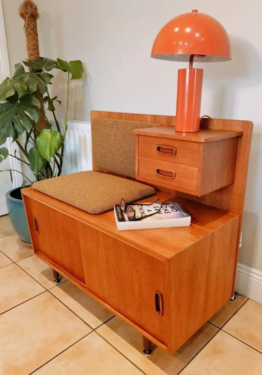 Mid Century Vintage Jentique Telephone Seat - Image 4