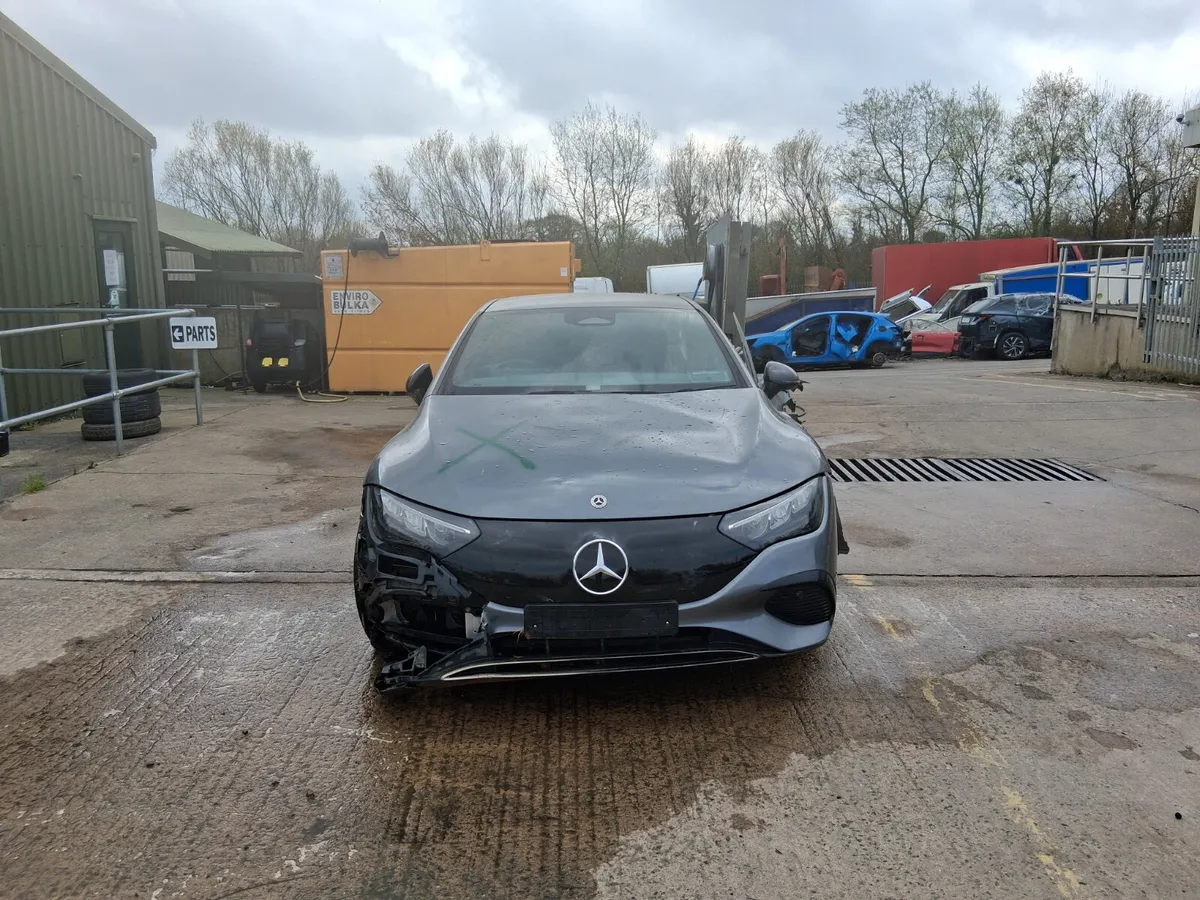 2022 MERCEDES EQE  300 4DR AUTO - Image 1