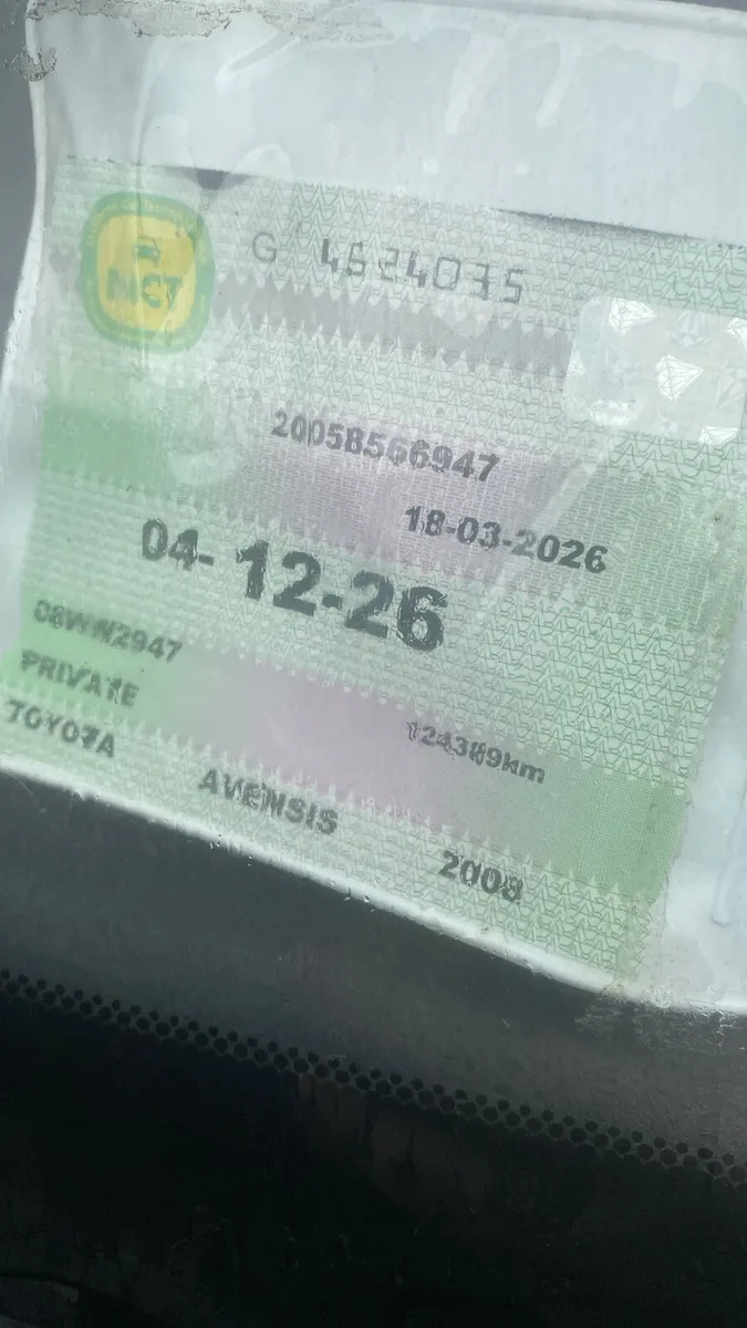 TOYOTA AVENSIS - Image 4