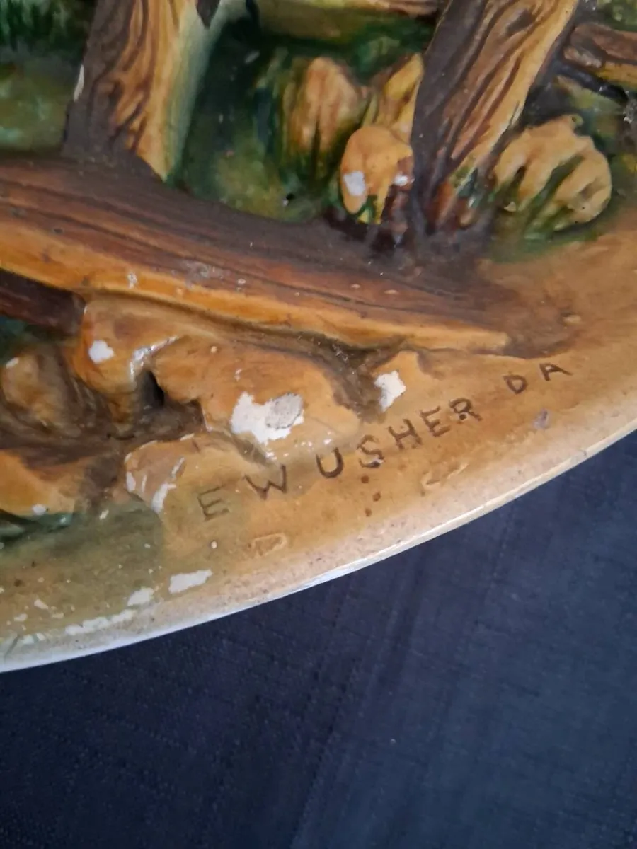 Chalkware Cottage Art Wall Plaque - Image 3