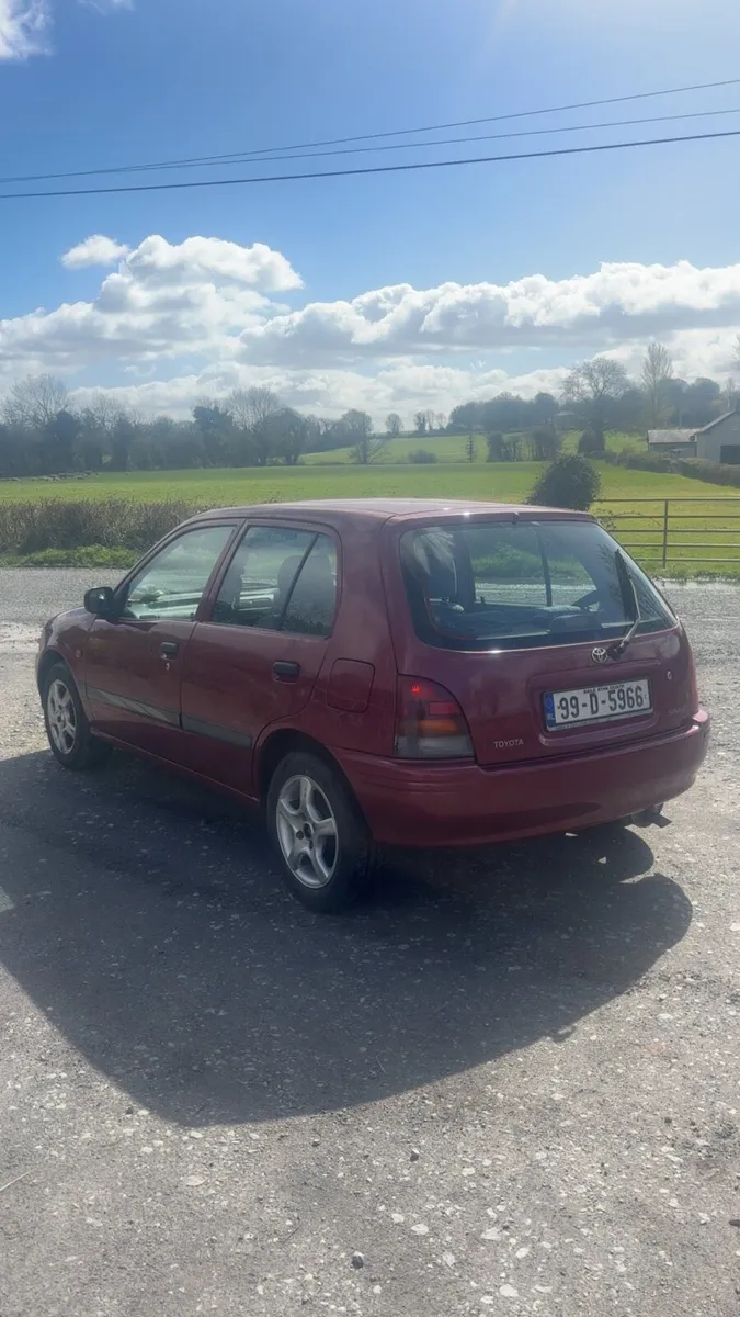Toyota starlet - Image 3