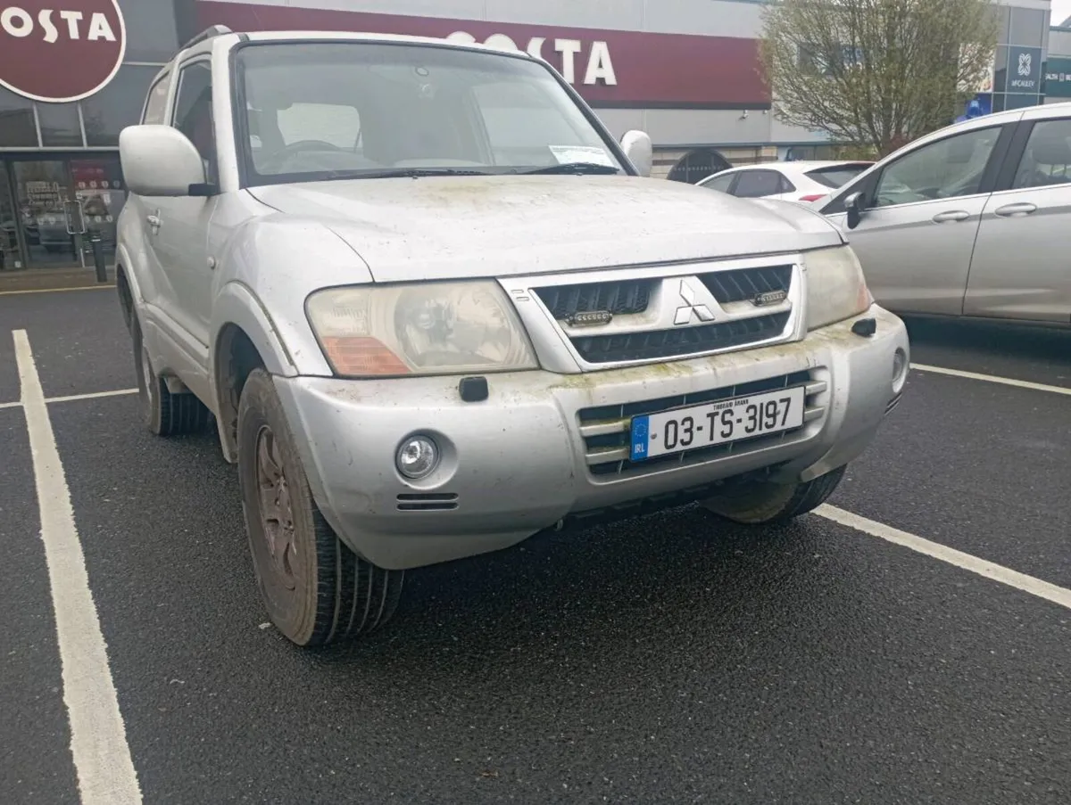 Mitsubishi Pajero - Image 1