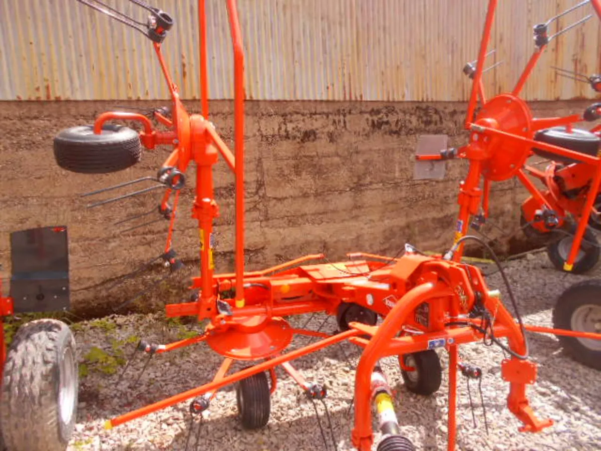 KUHN GF502 TEDDER, NEW - Image 2