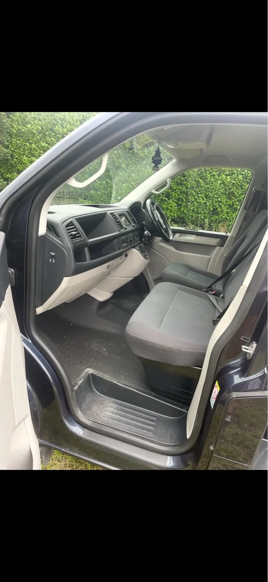 Volkswagen Transporter - Image 3
