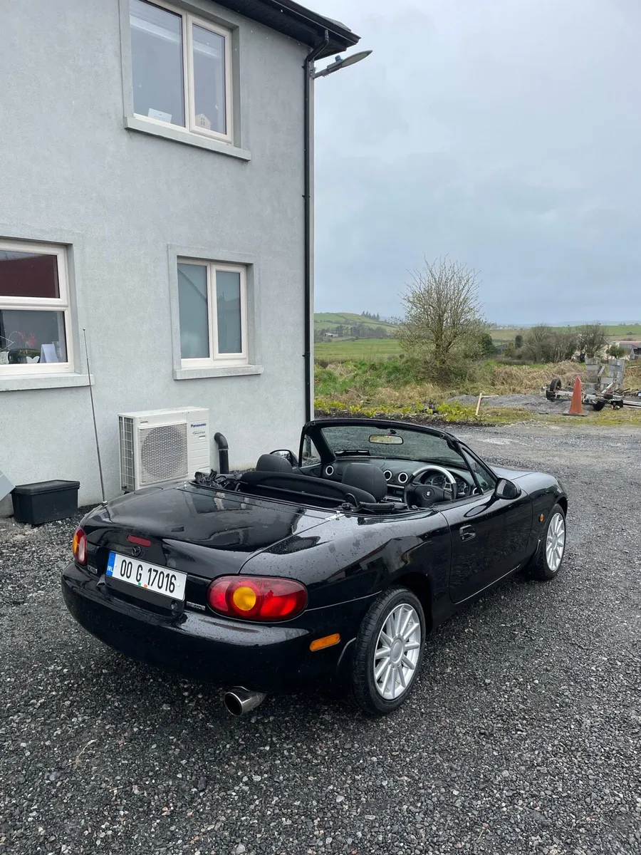 Mazda mx5 (jasper conran) 68/400 - Image 3