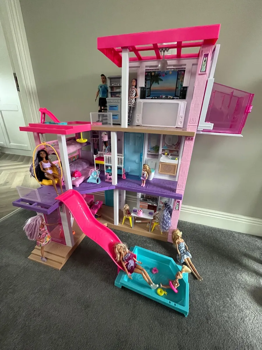 Barbie Dream House - Image 1