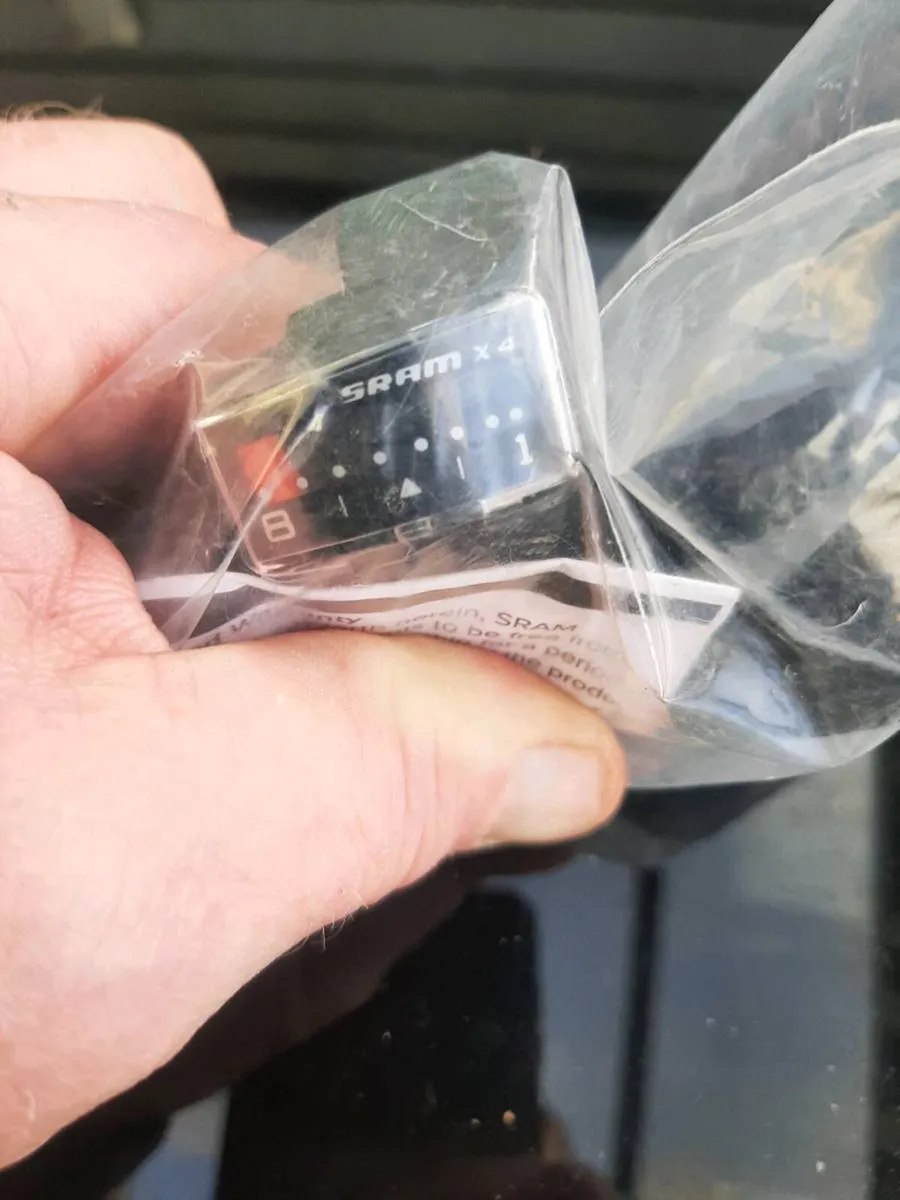 Sram bike gear shifter new - Image 3