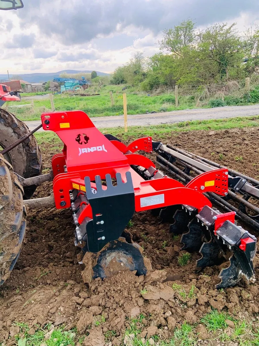 3 metre heavy duty disc harrow - Image 1