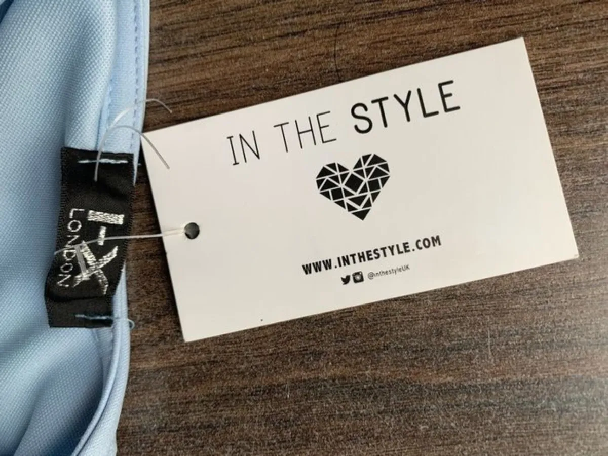 BRAND NEW Ladies/Girls Jumpsuit: Size 8 / teen - Image 4