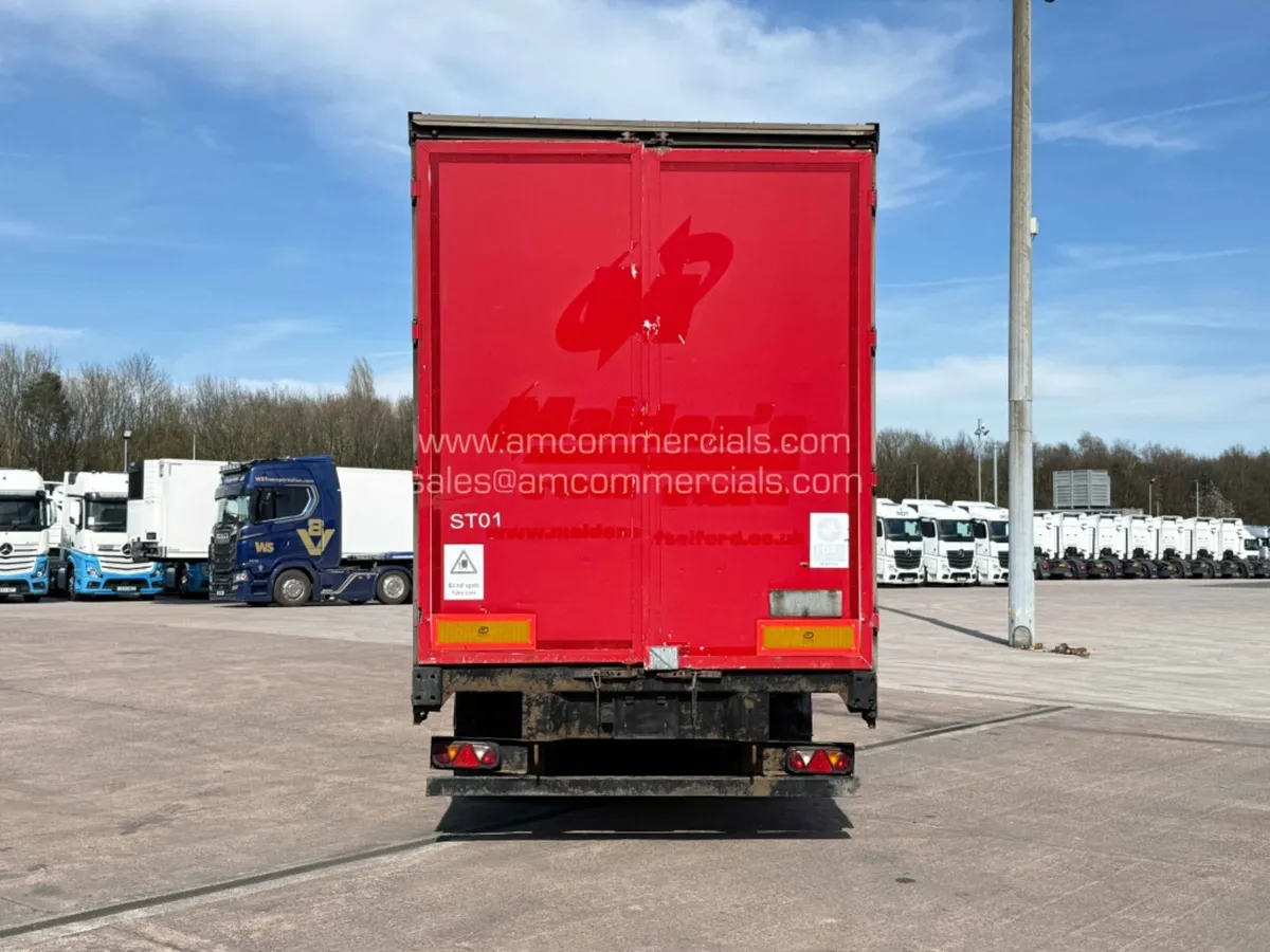 2009 SDC PILLARLESS CURTAINSIDE TRAILER. - Image 4