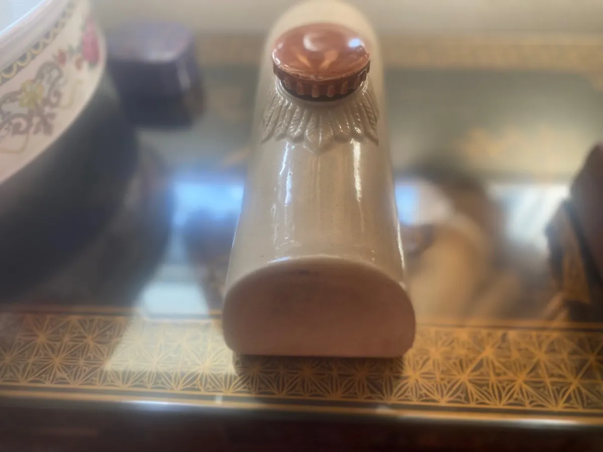 Antique stone hot water bottle - Image 1
