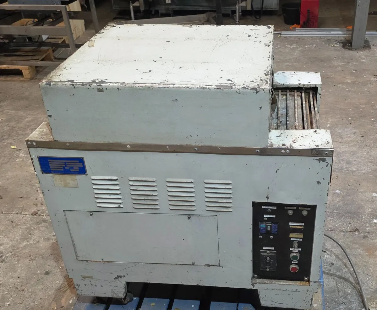 Hanagata 7Kw Heat Shrink Tunnel - Image 1