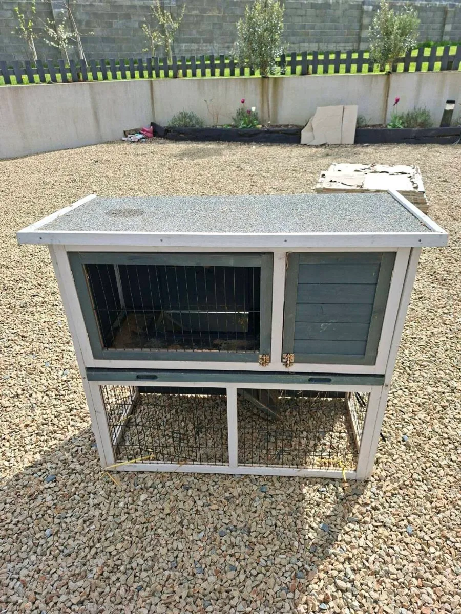 Rabbit hutch - Image 4