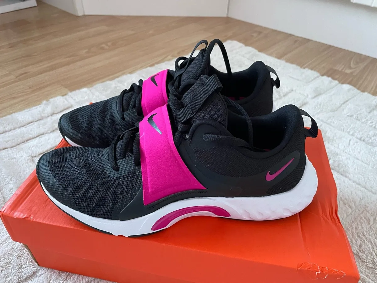 Nike trainers - Image 1