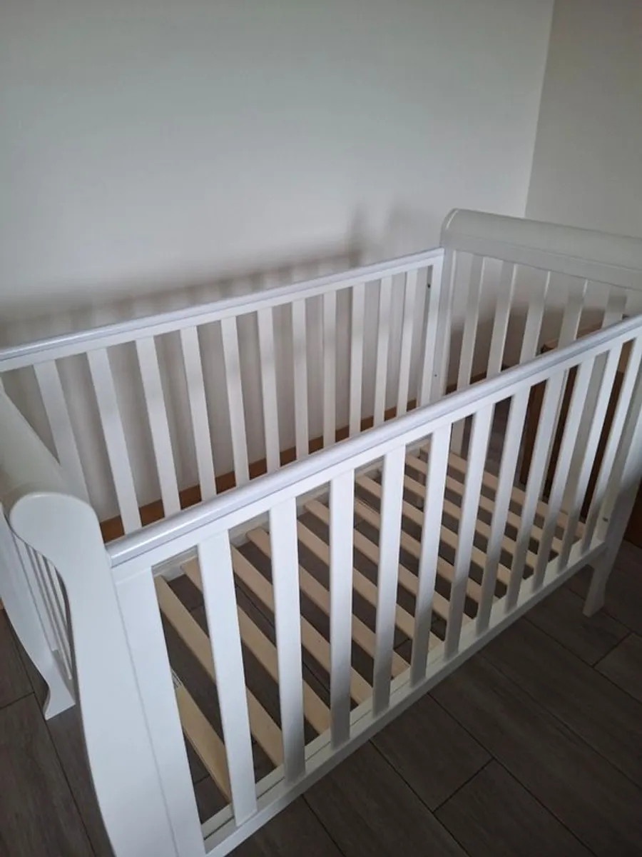 White Sleigh Cot - Image 1
