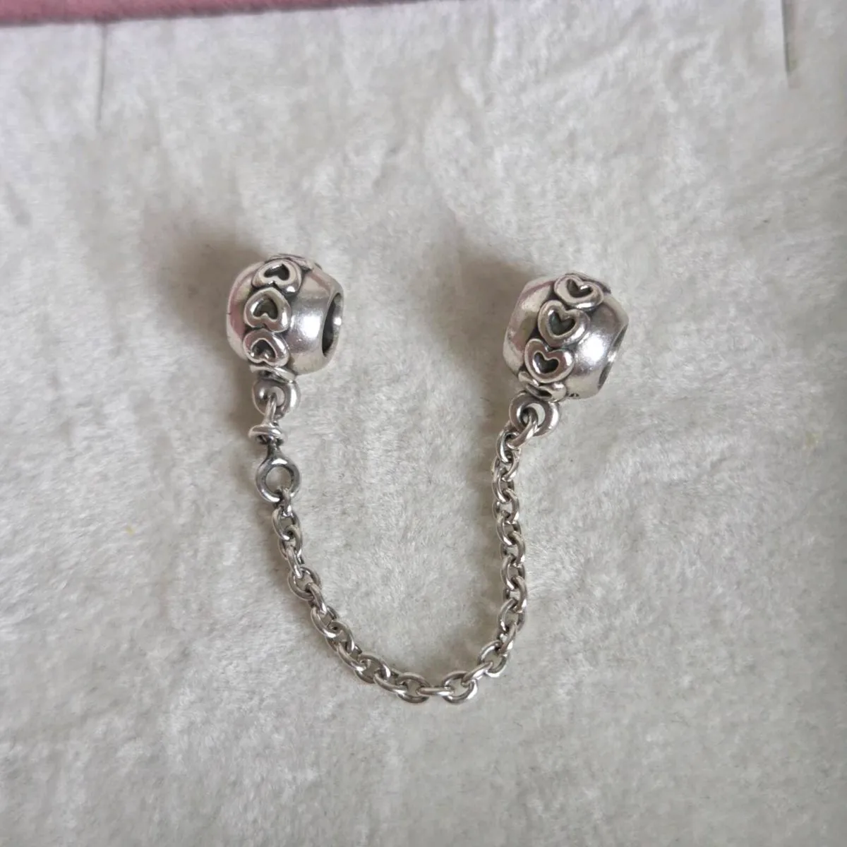 Pandora safety chain hearts - Image 3