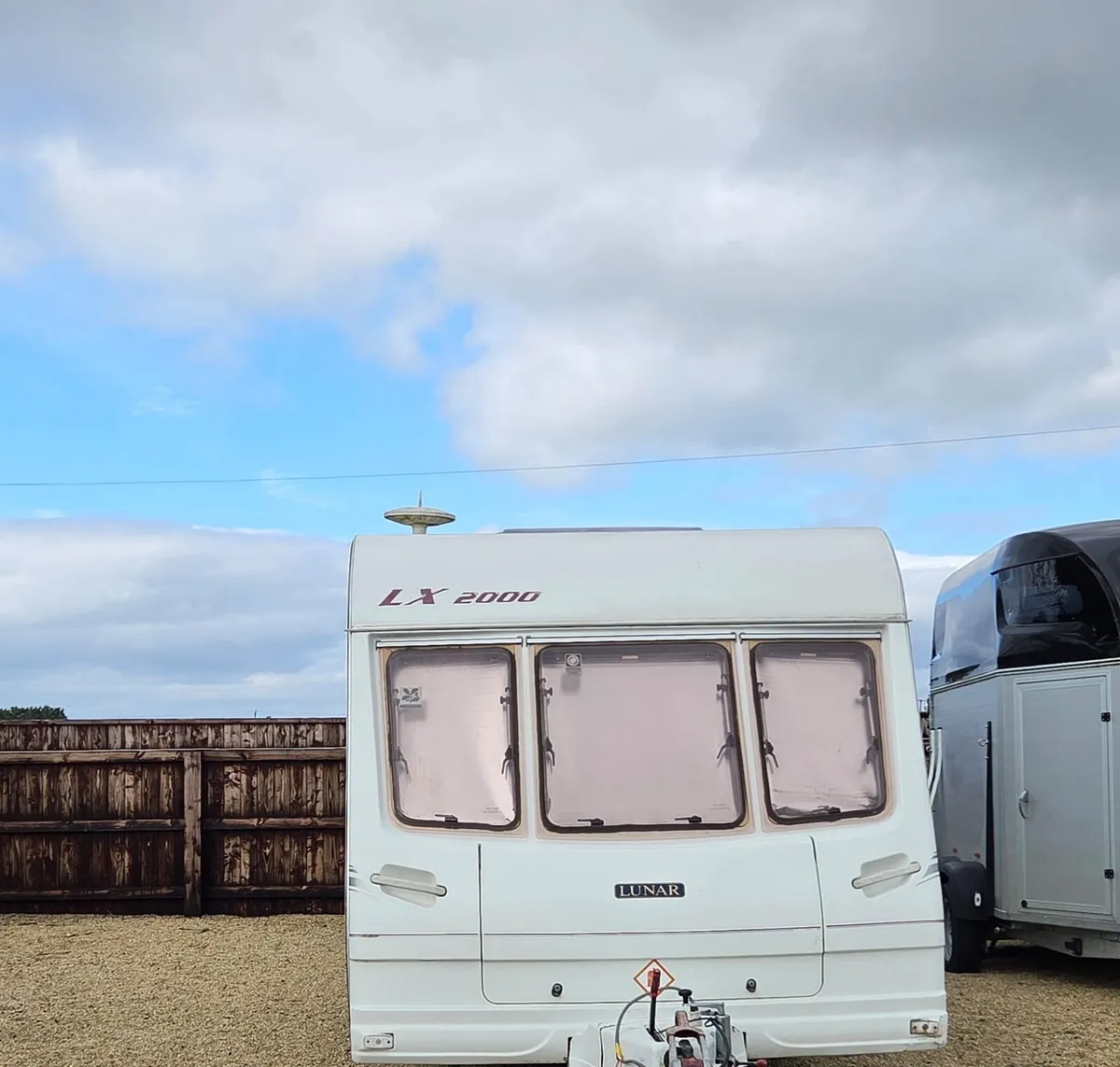 2 berth lunar - Image 1