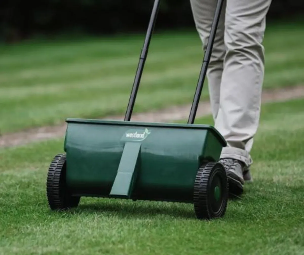 Lawn Drop Spreader - Image 1