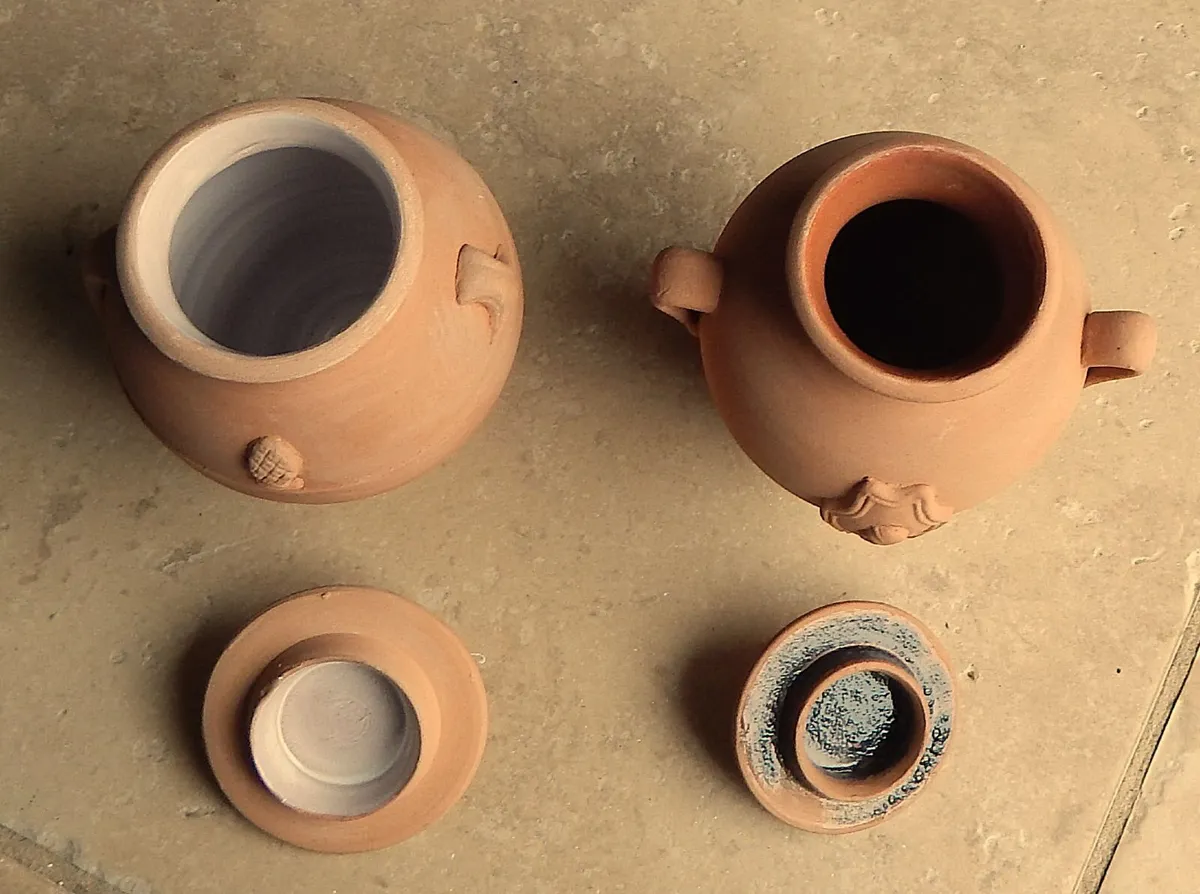 2 Small Hand Crafted Terracotta Jars - Image 2