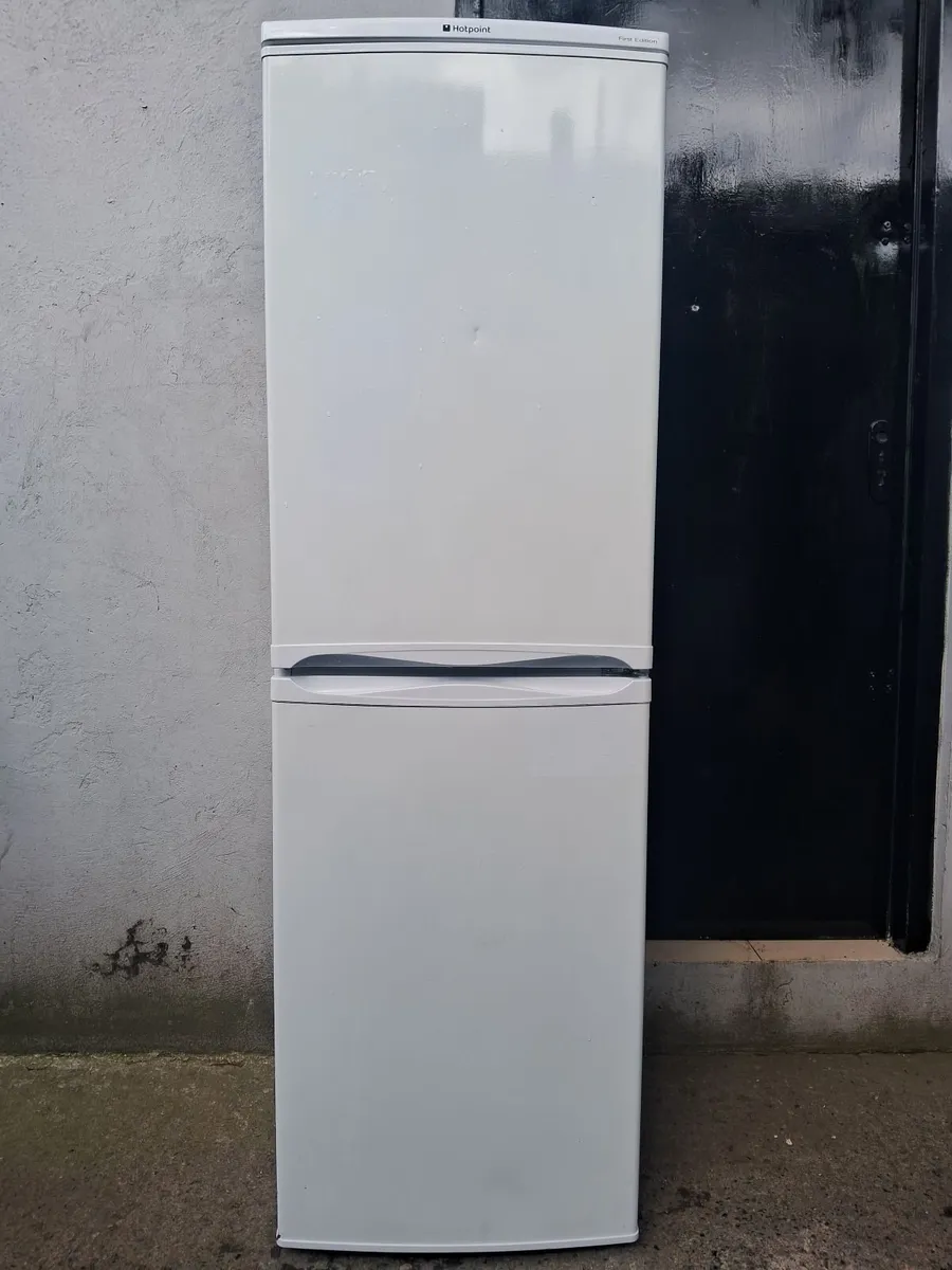 0874085106 FRIDGE AND FREEZER - Image 1