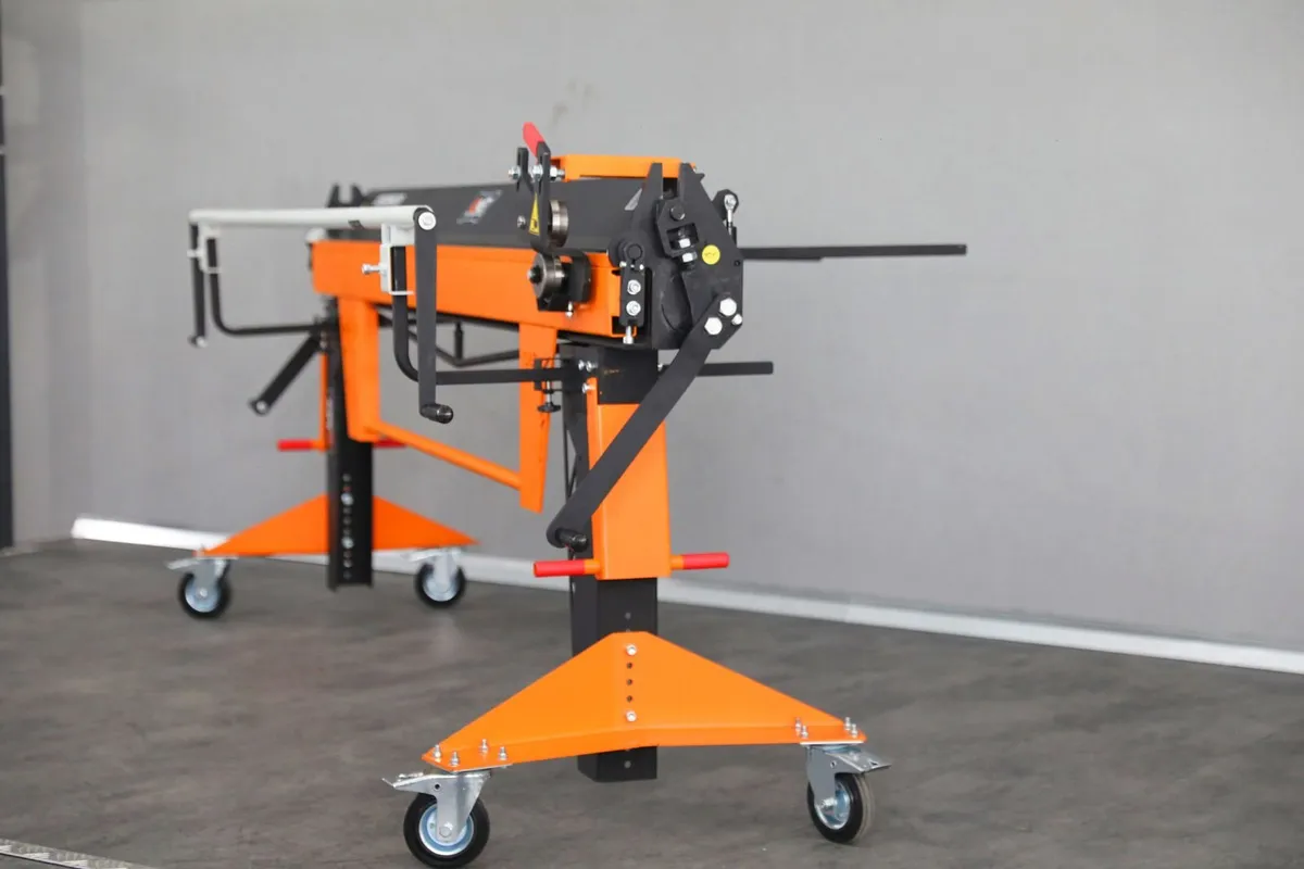 Sheet metal folders M20x2200 with rollershears. - Image 4