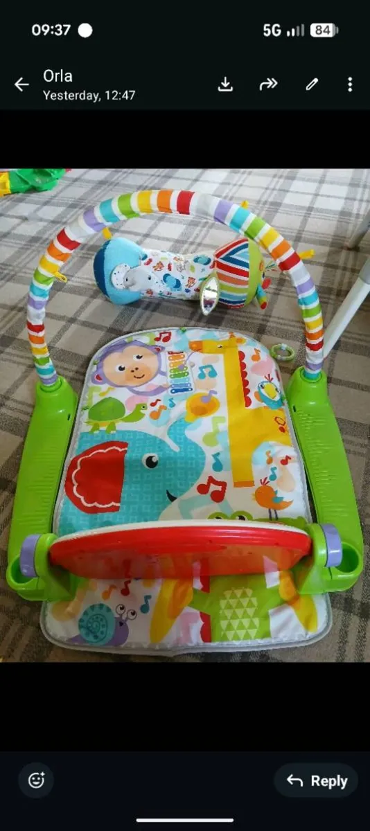 Fischer Price. Deluxe kick and play piano gym - Image 1