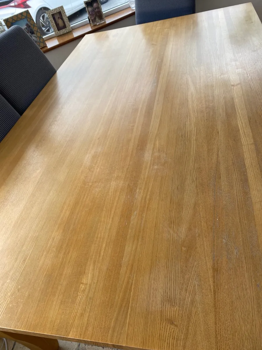 Dining table - Image 3