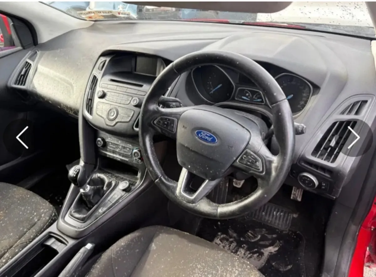 161 Ford Focus 1.5 Diesel driving - Image 2