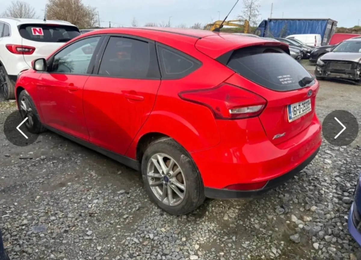 161 Ford Focus 1.5 Diesel driving - Image 4