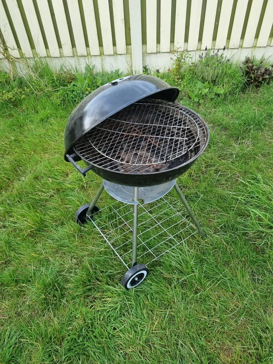Charcoal BBQ - Image 3