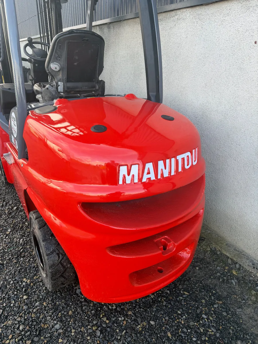 Manitou MI35D Forklift - Image 4