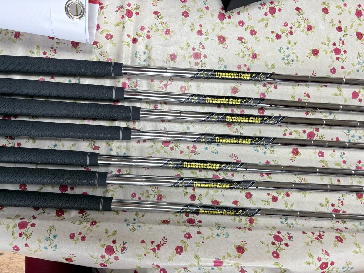 Callaway APEX AI300 Left handed stiff + ping g425 - Image 3