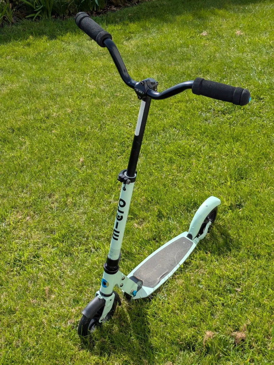 Micro Scooter (Adults/ Teens)