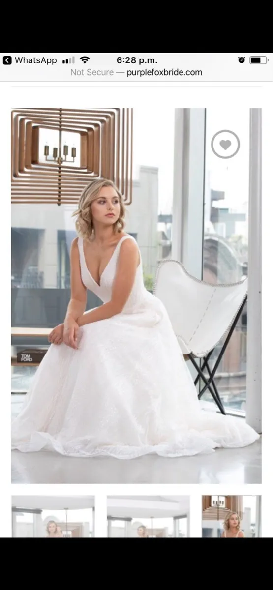Size 8 Wedding Dress & Vail - Image 3