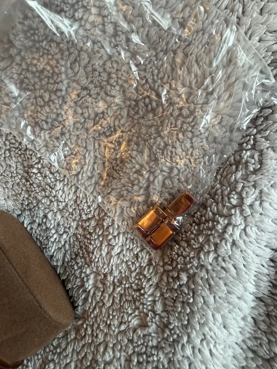 Michael Kors Rose Gold Watch - Image 4