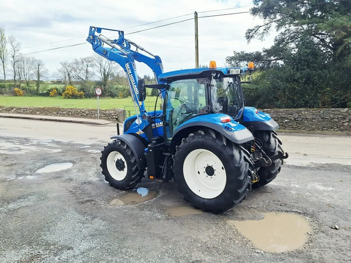 192 New Holland T6.145, NH P/L Cab Sus (2456 Hrs) - Image 3
